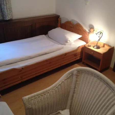 Hotel/restaurant Nicolai Torkel فندق